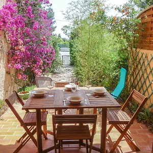 https://apartment-eden-parc-bandol.fr-provencehotel.com